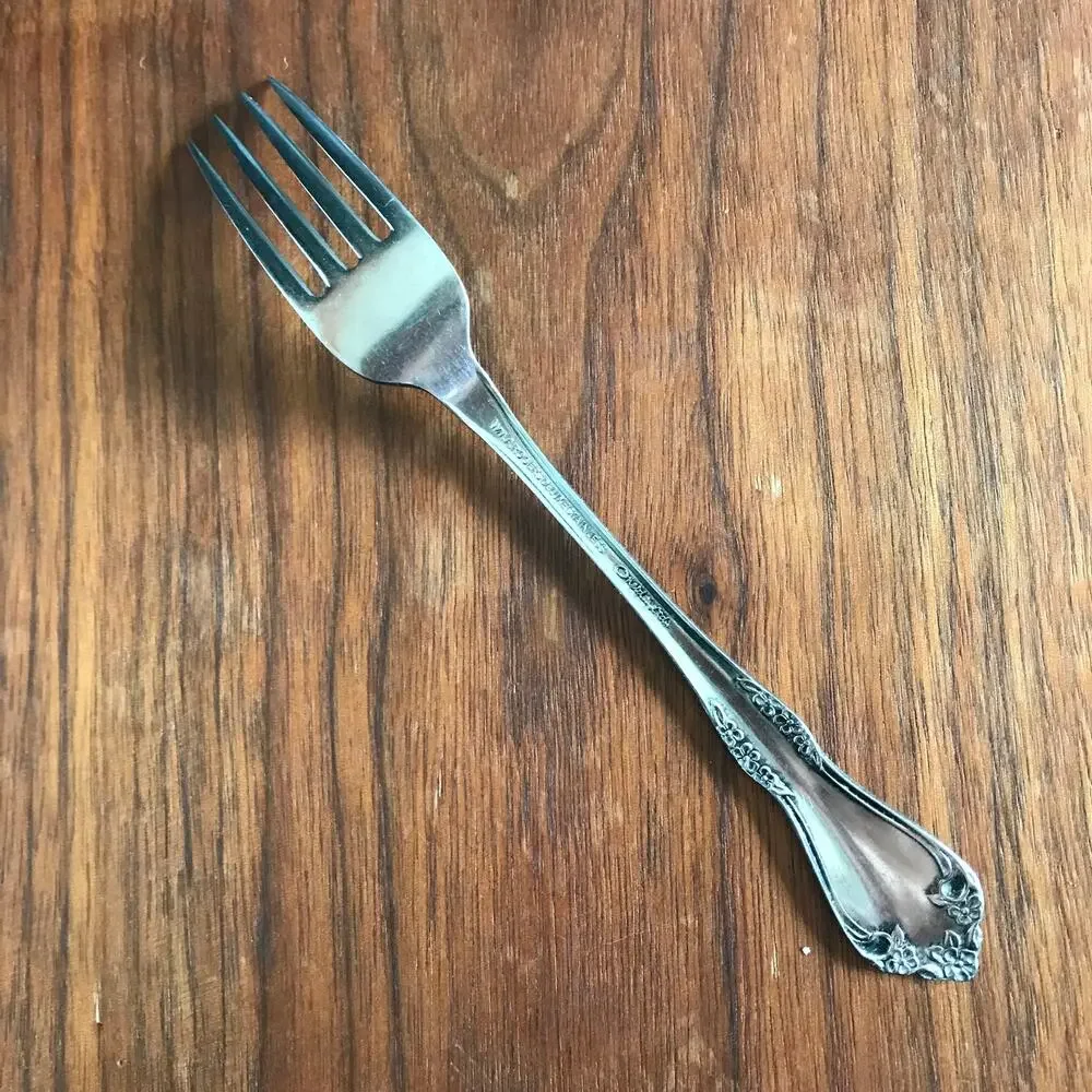 Oneida MANSFIELD Amadeus Stainless (Rogers Deluxe) Glossy Flatware 1 dinner fork